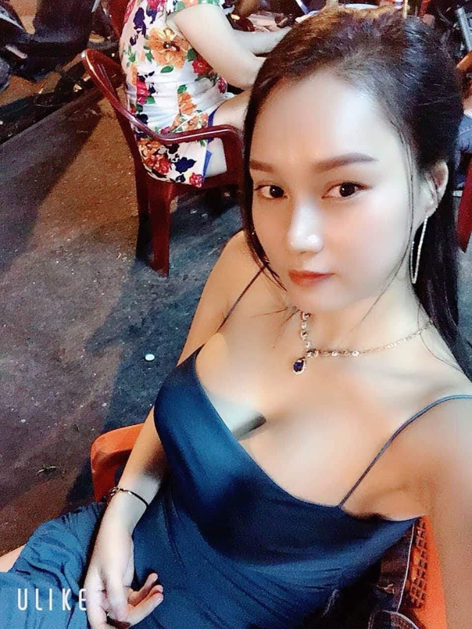 Vietnamese lady 28 years old